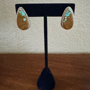 Mine 8 Teardrop Earrings